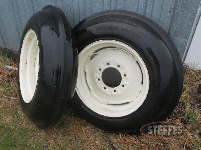 (2) 7.50-20 Single rib tires,_1.jpg